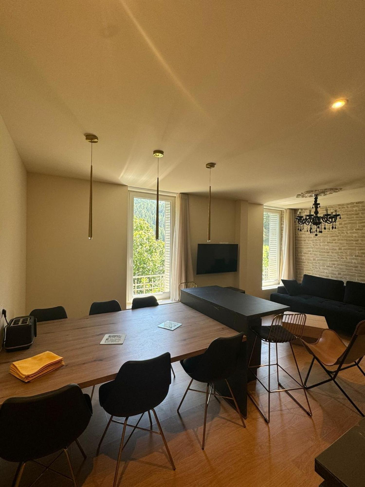 Appartements Confortables Avec Vue Montagne - Residence Villa Belle Fleur Château-Ville-Vieille Eksteriør bilde