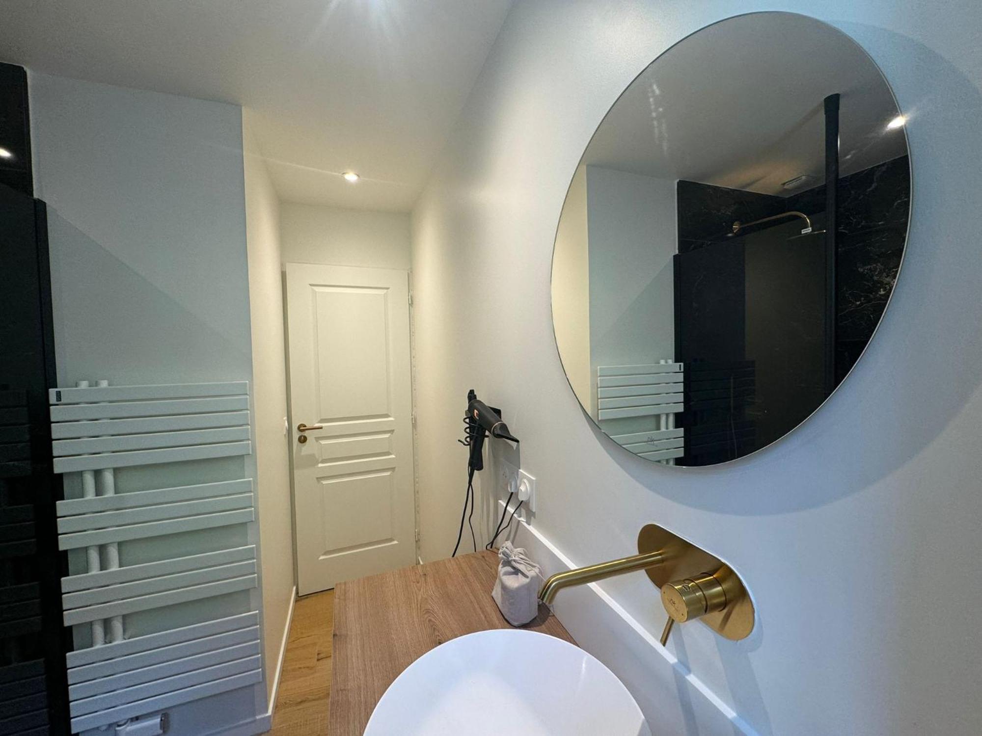 Appartements Confortables Avec Vue Montagne - Residence Villa Belle Fleur Château-Ville-Vieille Eksteriør bilde