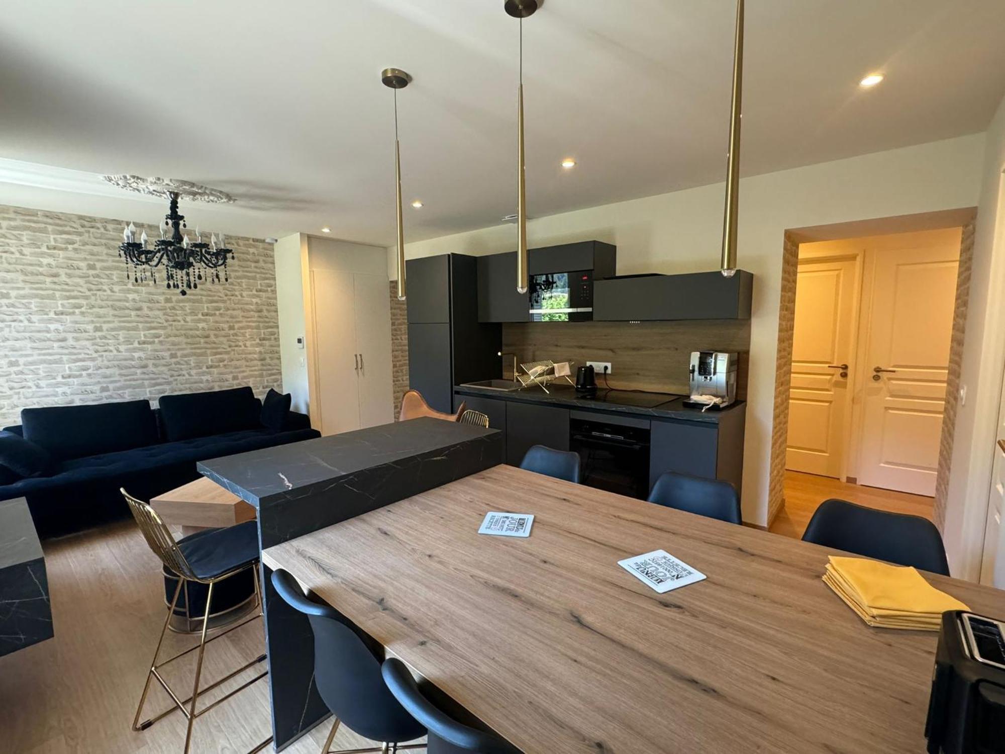 Appartements Confortables Avec Vue Montagne - Residence Villa Belle Fleur Château-Ville-Vieille Eksteriør bilde