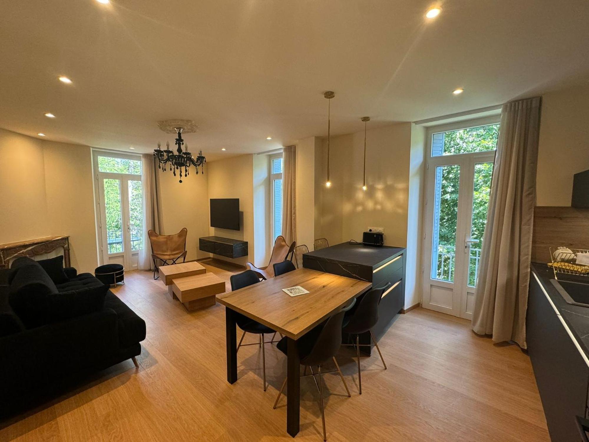 Appartements Confortables Avec Vue Montagne - Residence Villa Belle Fleur Château-Ville-Vieille Eksteriør bilde