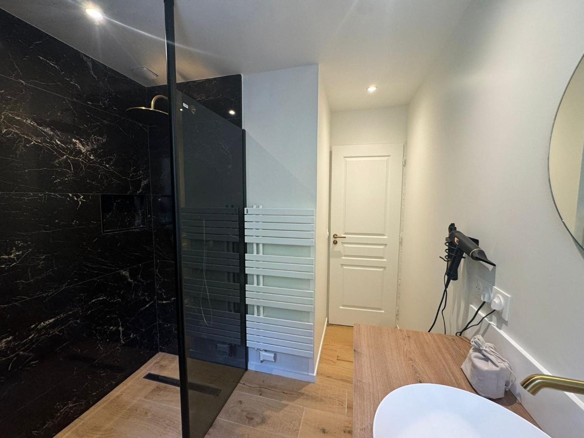Appartements Confortables Avec Vue Montagne - Residence Villa Belle Fleur Château-Ville-Vieille Eksteriør bilde