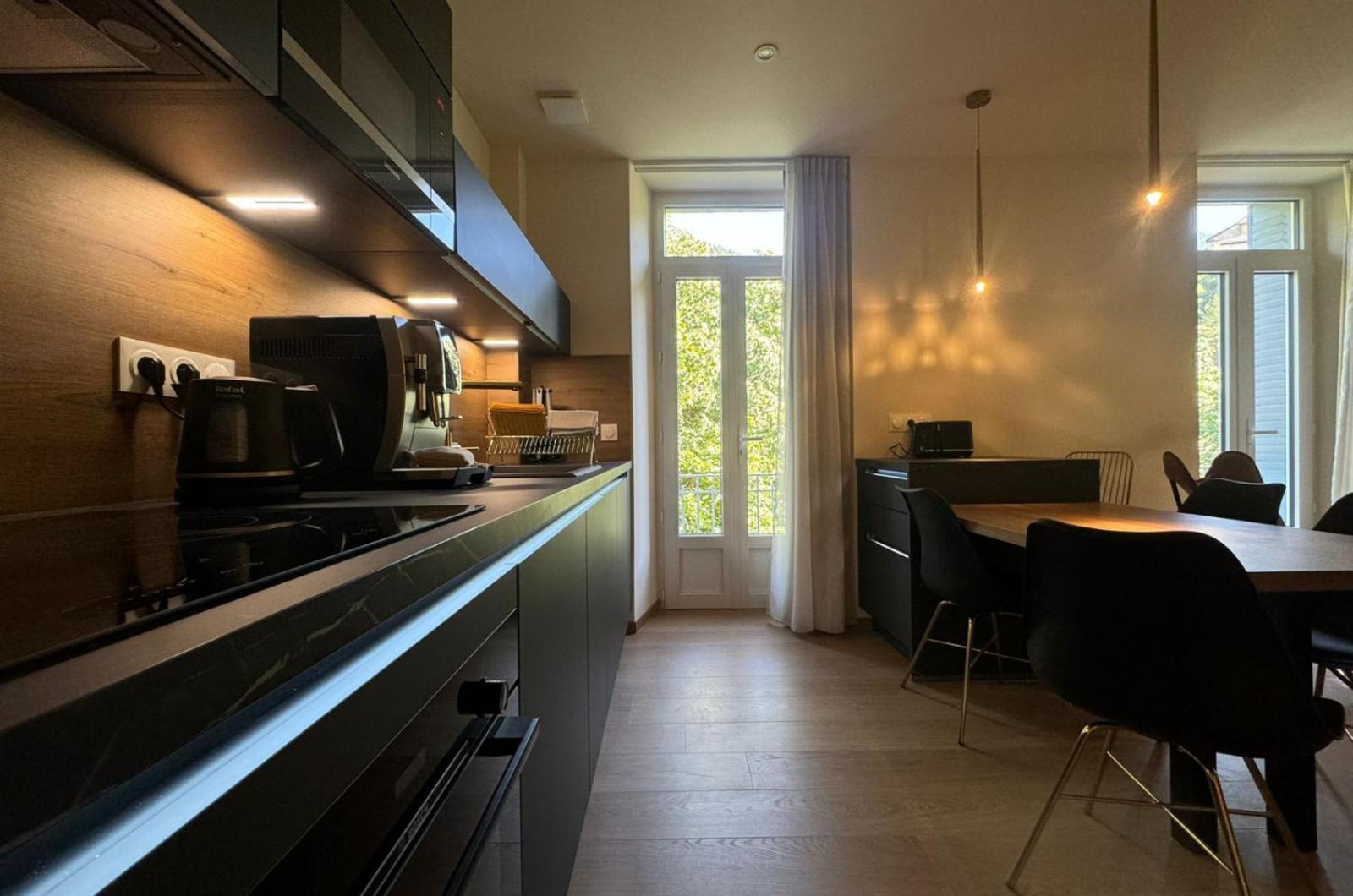Appartements Confortables Avec Vue Montagne - Residence Villa Belle Fleur Château-Ville-Vieille Eksteriør bilde